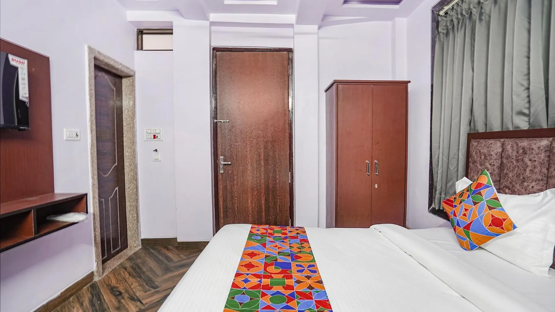 Fabhotel Raghav Raj Inn Varanasi 0*,
