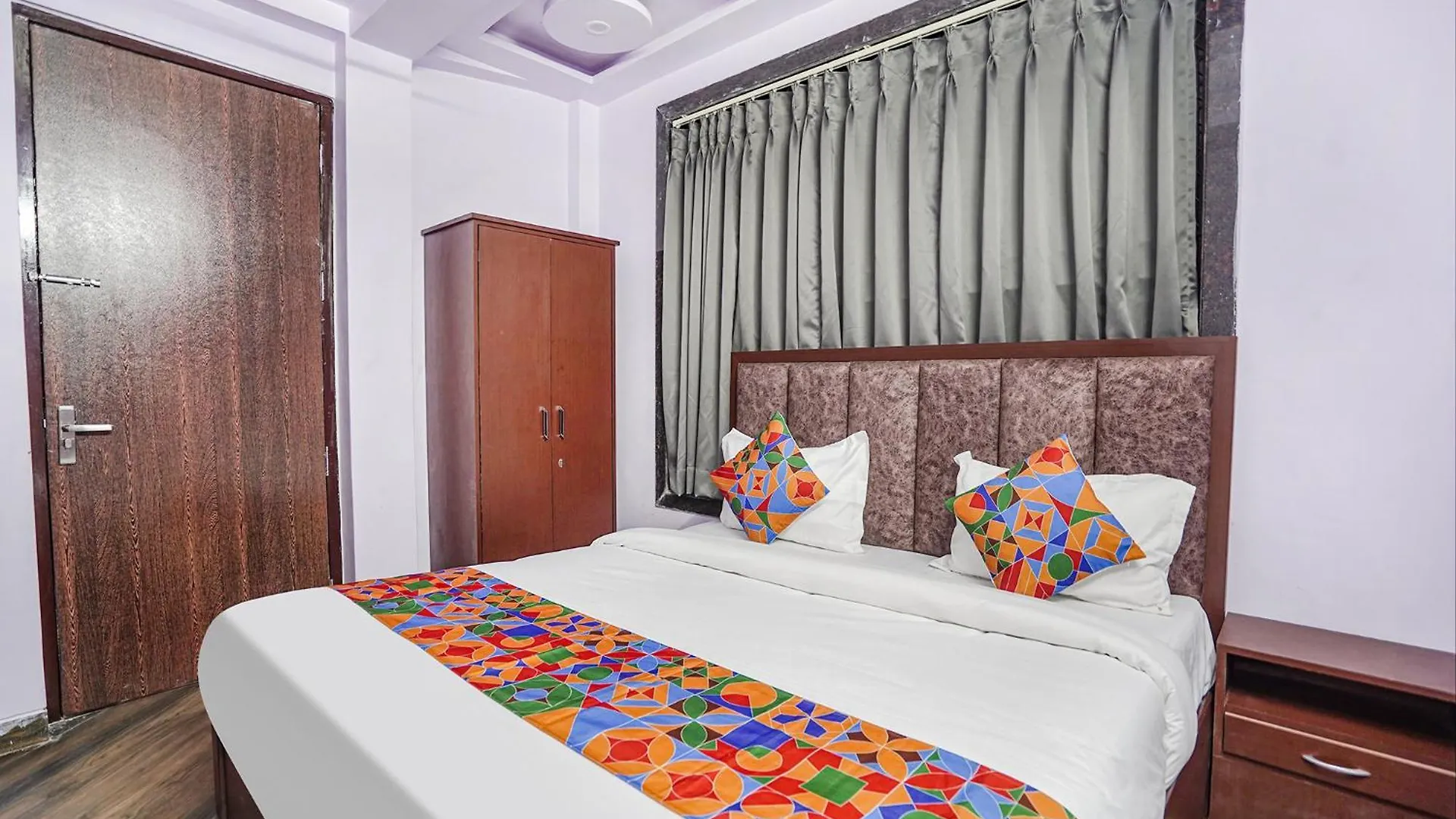 Fabhotel Raghav Raj Inn Varanasi